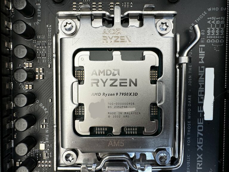 AMD-CPU im Sockel Ryzen 9 7950X3D